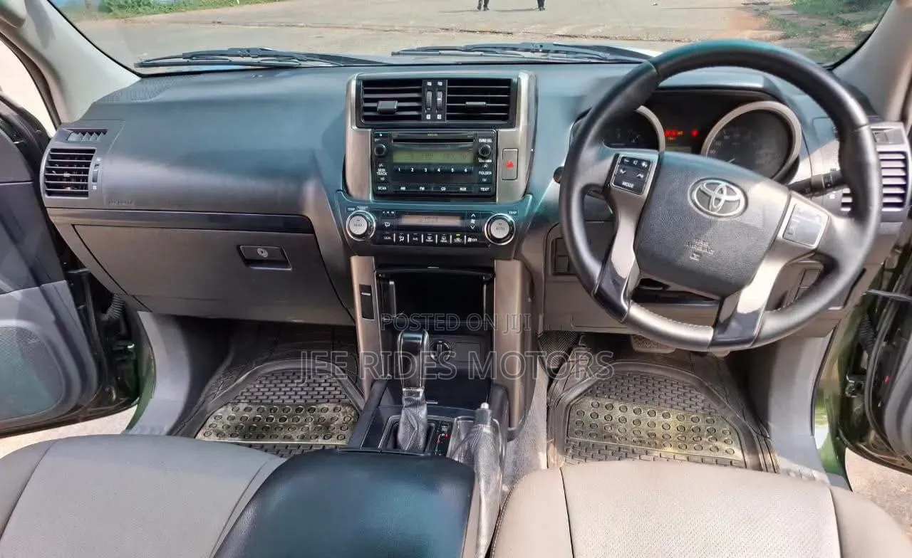 Toyota Land Cruiser Prado 2012 Green