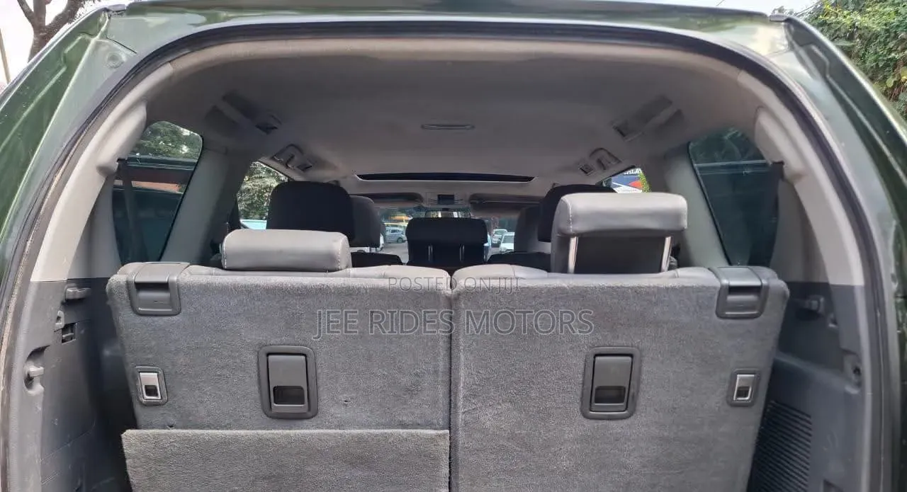 Toyota Land Cruiser Prado 2012 Green