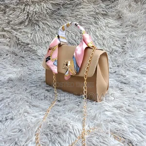 *Cute Mini Decorative Scarf Crossbody Bag_re