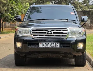Toyota Land Cruiser 2014 Black