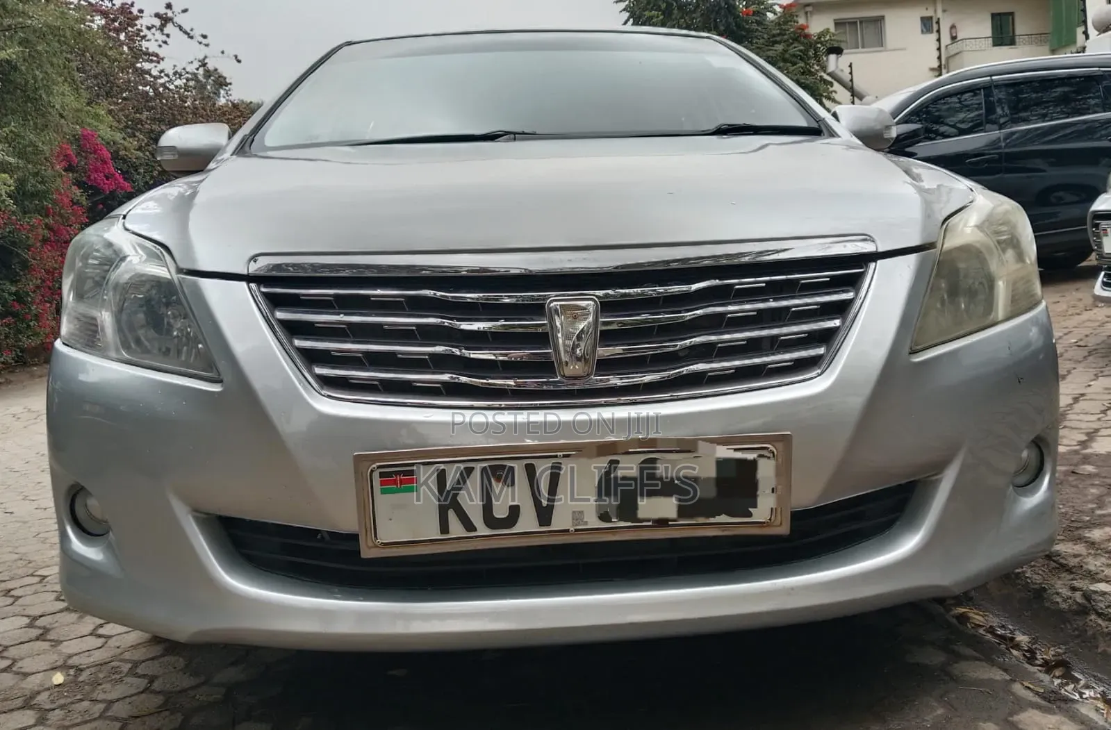 Toyota Premio 2013 Silver