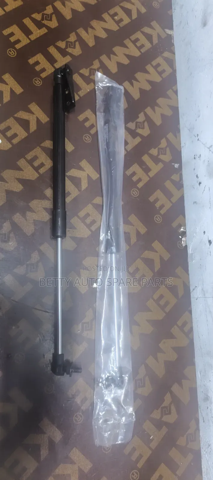 Toyota Filder Boot Shocks