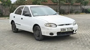 Hyundai Accent 1998 White
