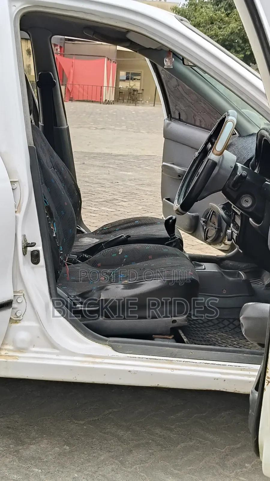 Hyundai Accent 1998 White