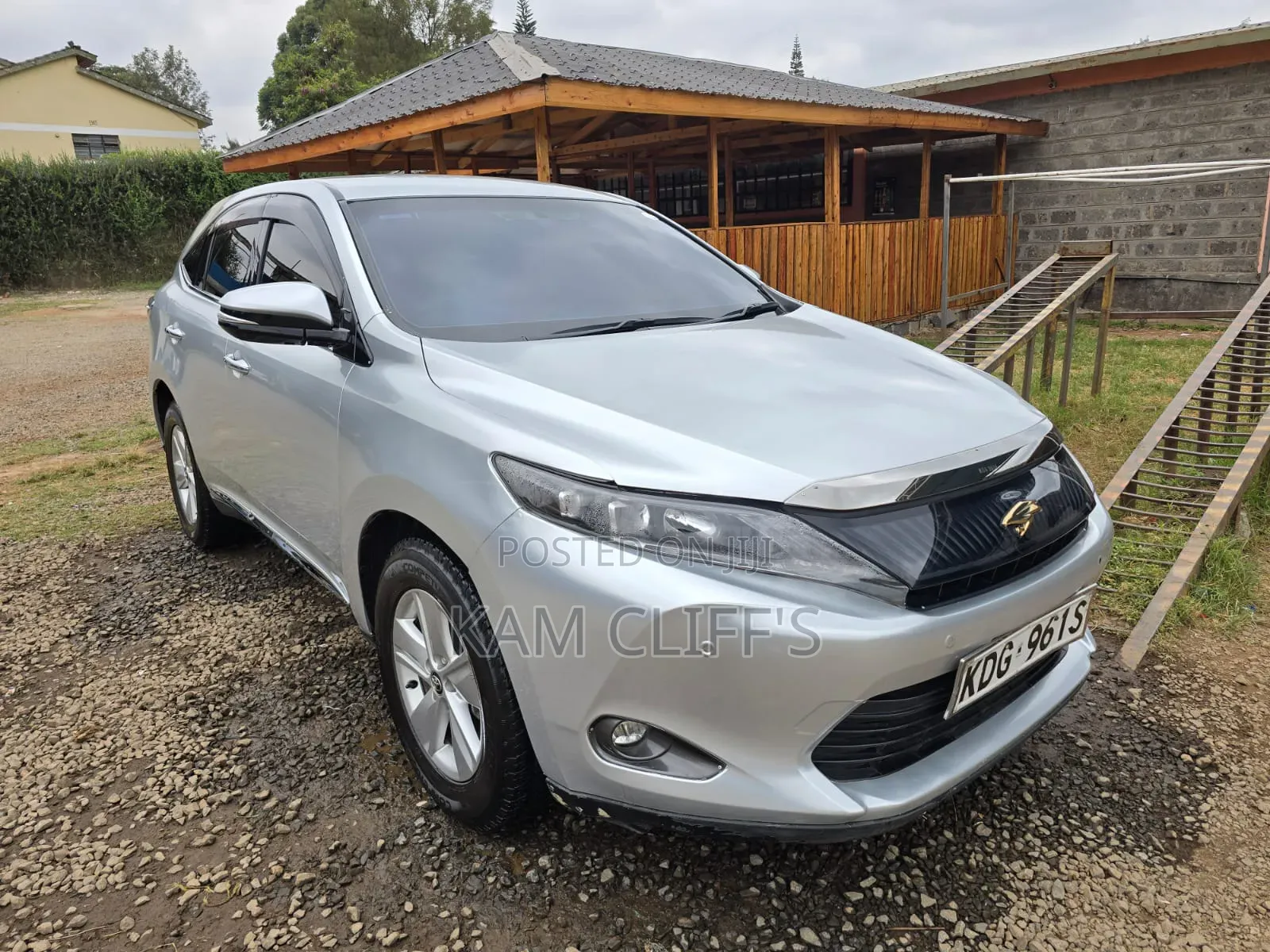 Toyota Harrier 2015 Silver