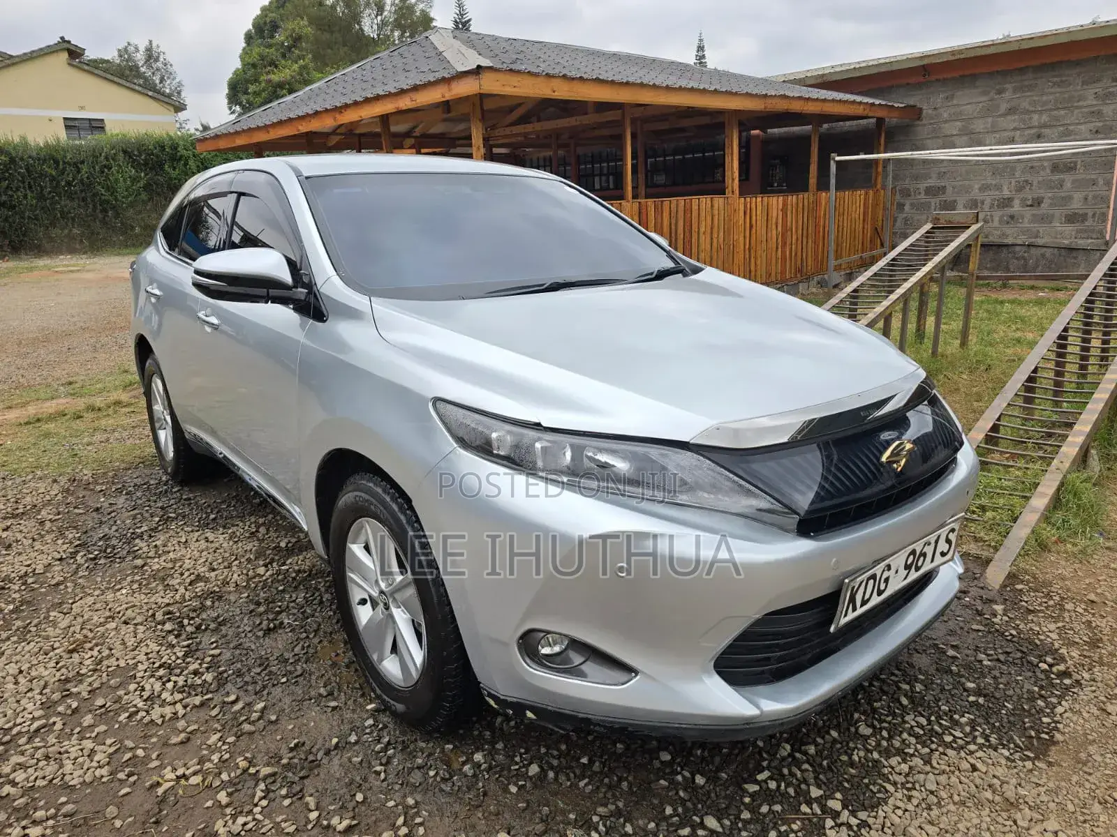 Toyota Harrier 2015 Silver