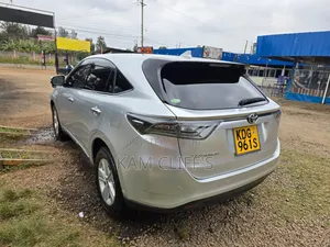 Toyota Harrier 2015 Silver