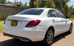 Mercedes-Benz C200 2016 White
