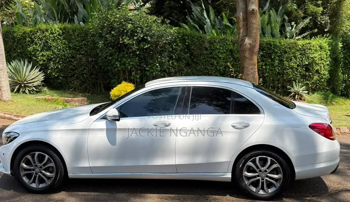 Mercedes-Benz C200 2016 White