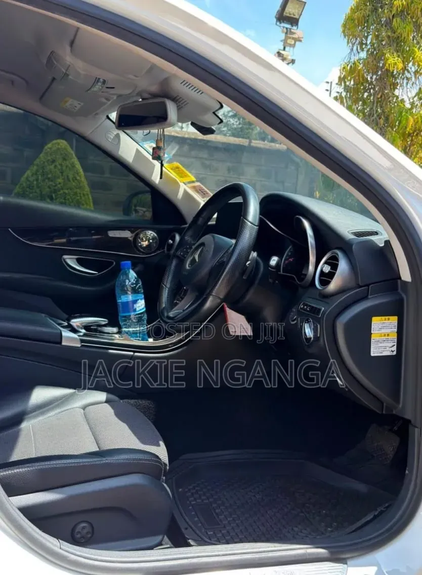 Mercedes-Benz C200 2016 White