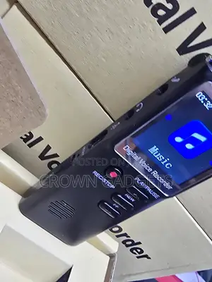 8GB Professional Digital Voice Recorder With MP3 Player