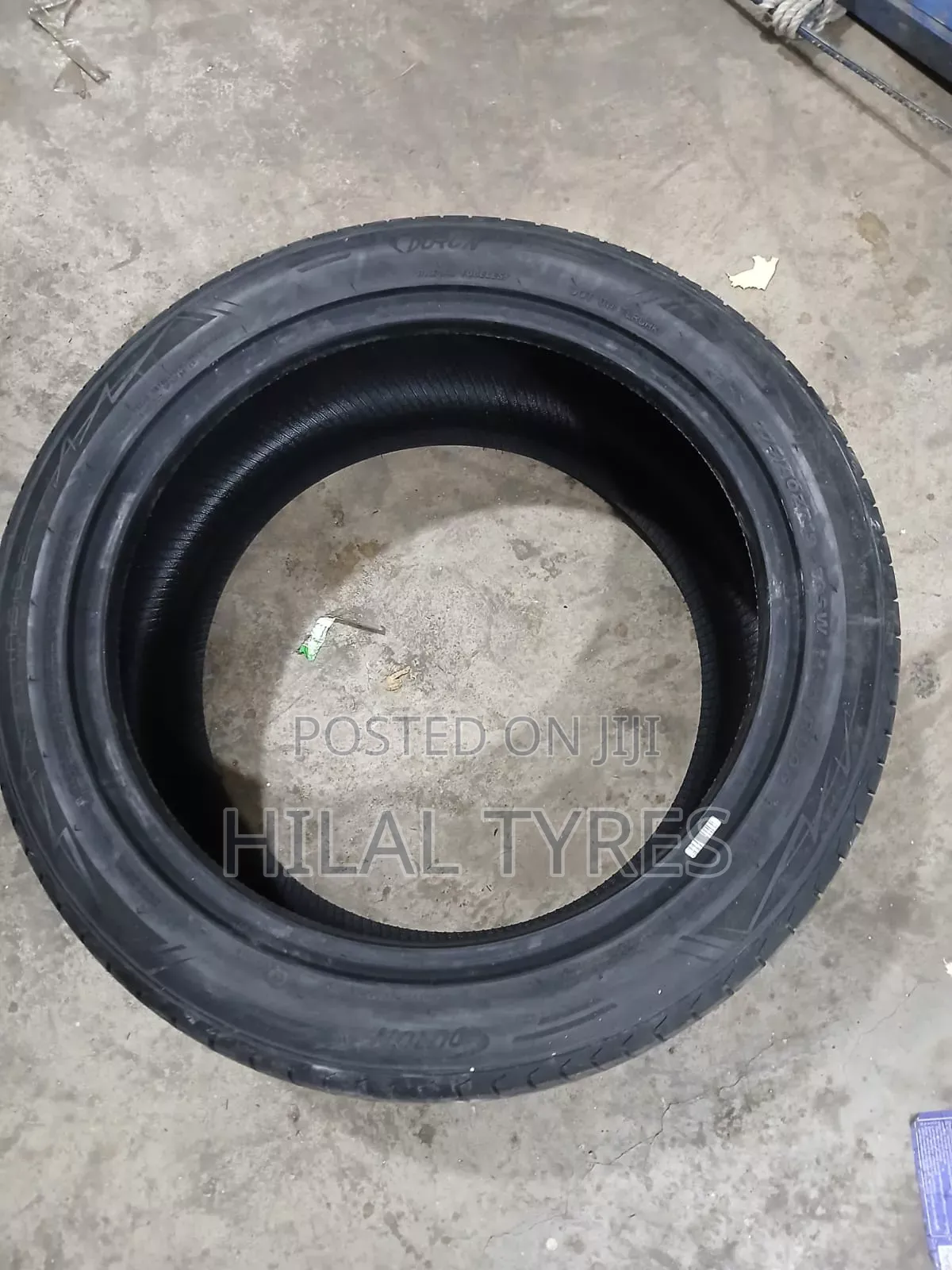275/40r19 Durun