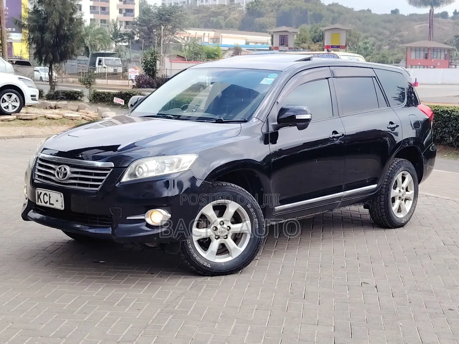 Toyota Avalon 2010