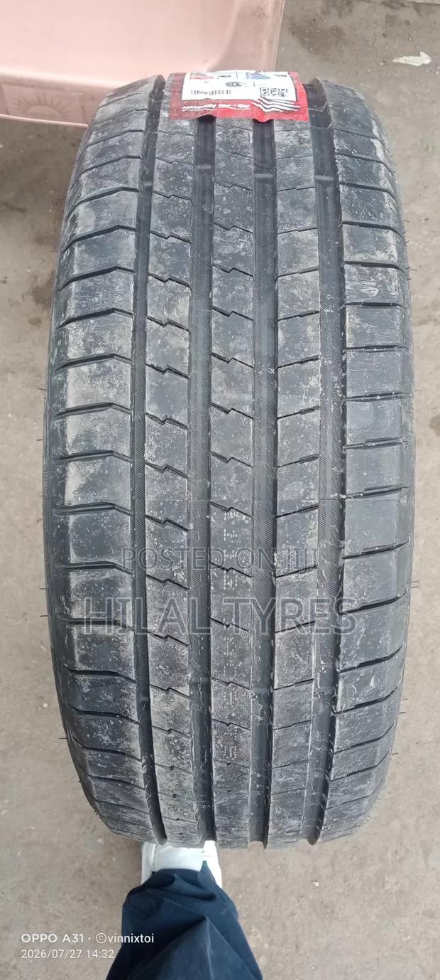 235/55r19 LCH Tyres - thumbnail 2