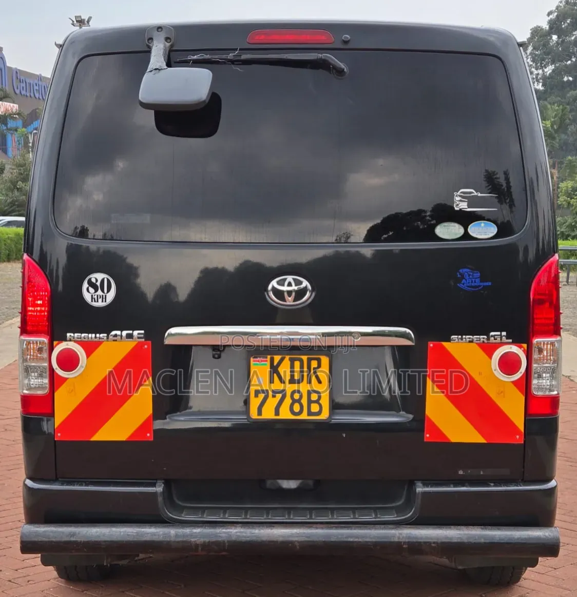 Toyota HiAce 2018 Black