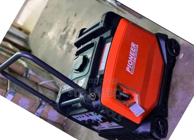 *Pioneer Invertor Silent Generator* LT2000iS-4. - thumbnail 2
