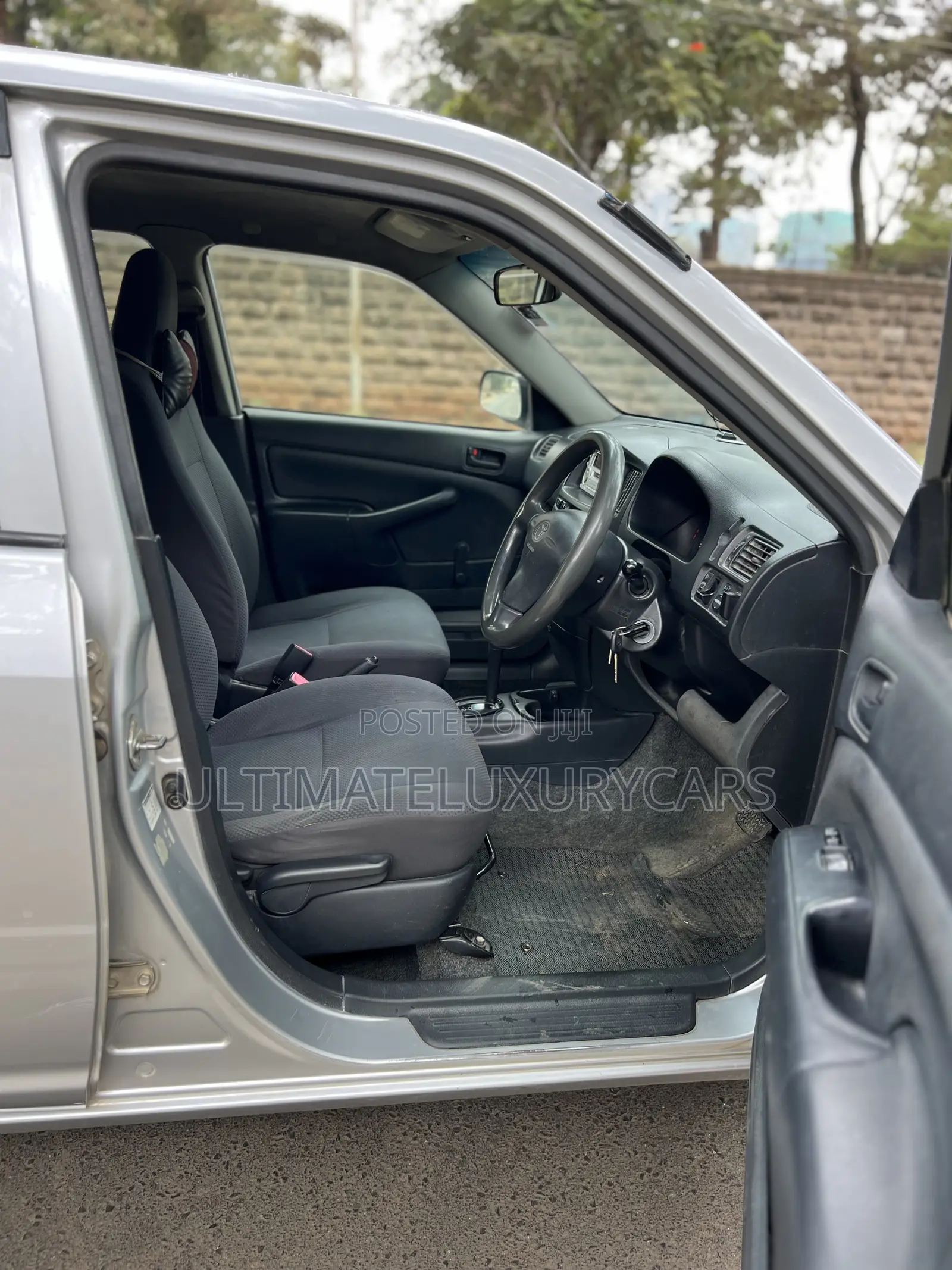 Toyota Probox 1.5 DX 2WD 2010 Silver