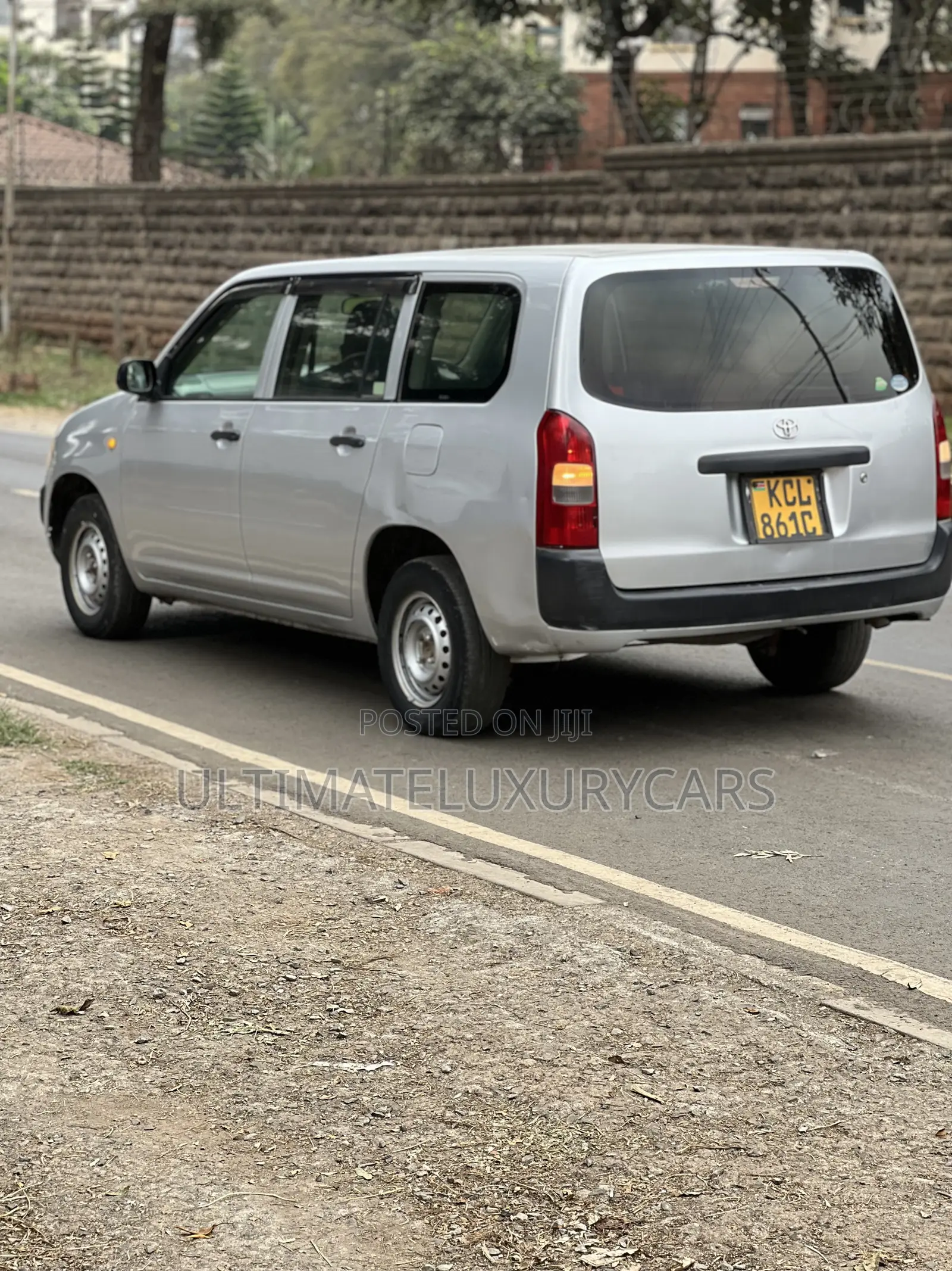 Toyota Probox 1.5 DX 2WD 2010 Silver