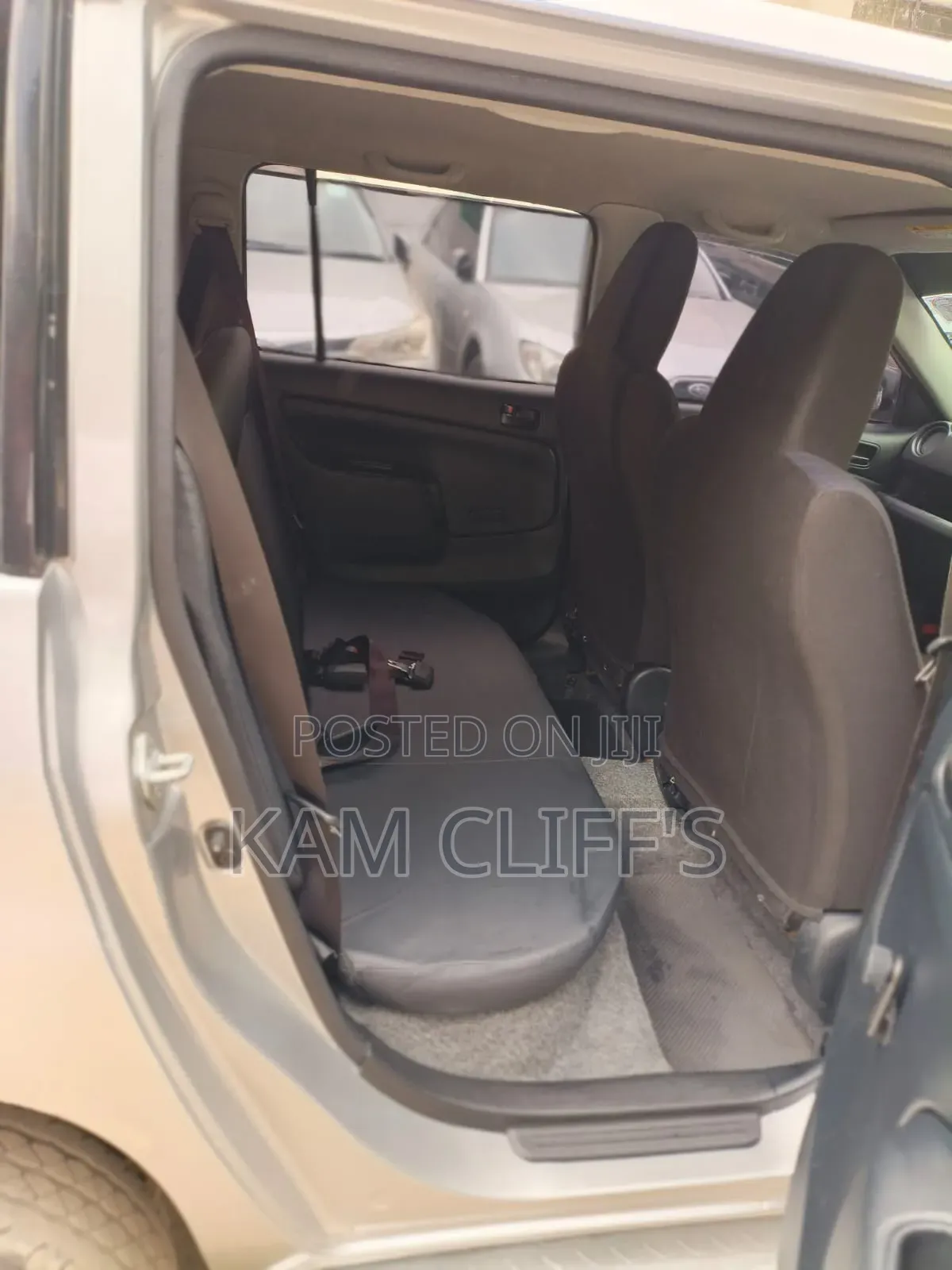 Toyota Probox 2018 Silver
