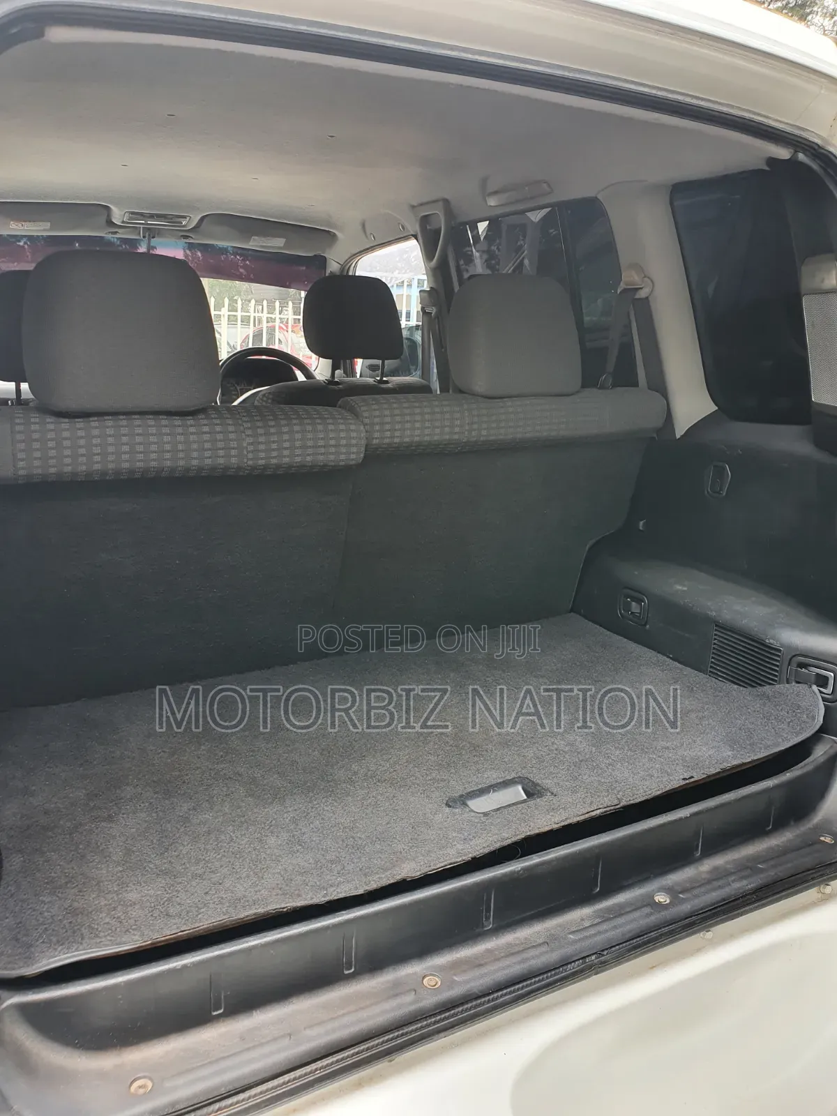 Mitsubishi Pajero 1999 White