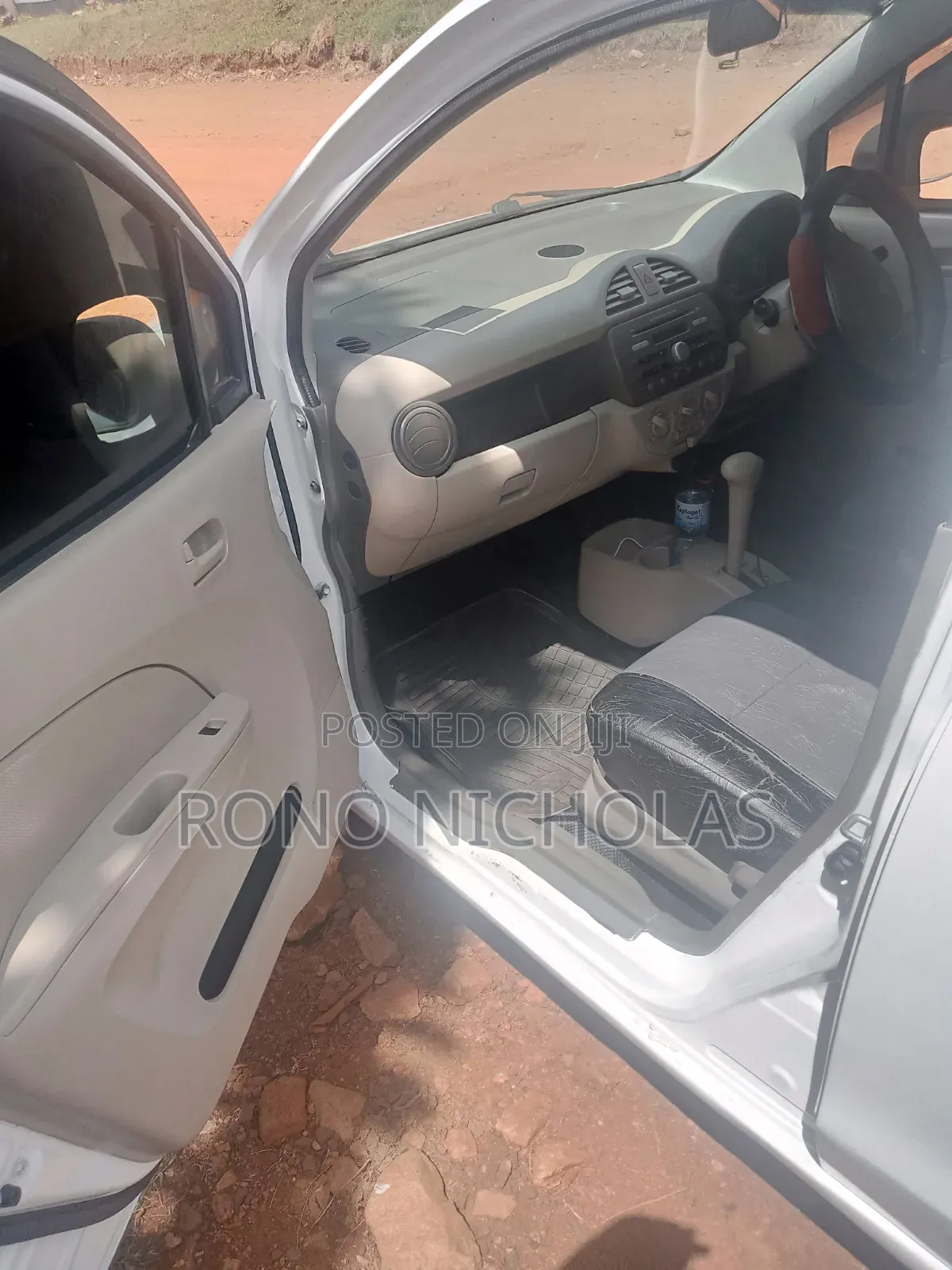 Suzuki Alto 2014 Off white