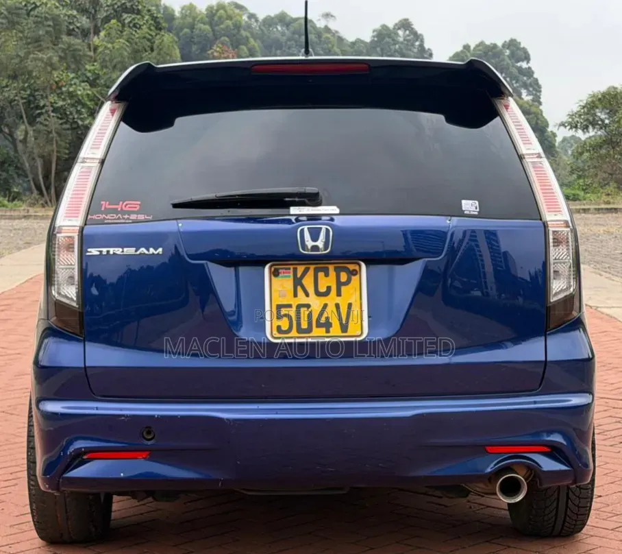 Honda Stream 2010 Blue