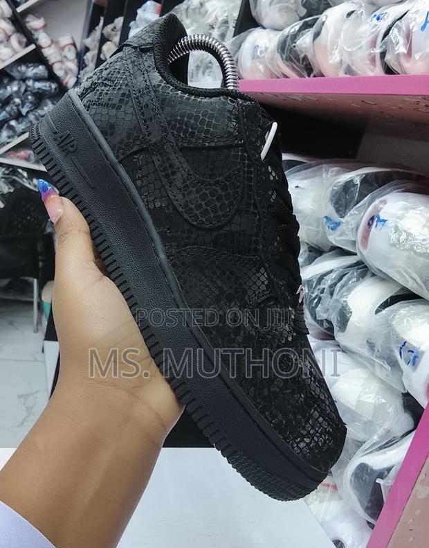 Quality Triple-Black Python Texture Air Force 1s Size 38-45 - main view