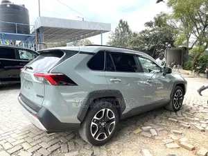 Toyota RAV4 Adventure AWD 2020