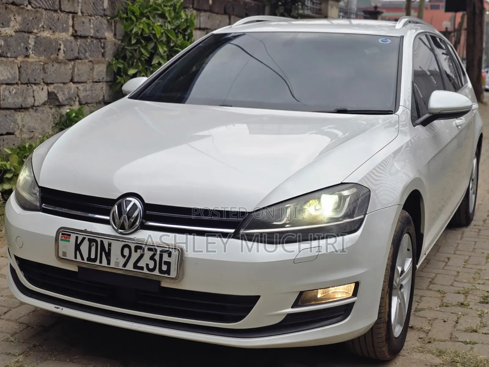 Volkswagen Golf 2016 White