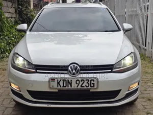 Volkswagen Golf 2016 White