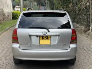 Toyota Corolla Fielder 2005 Silver