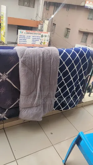 Quality Woolen Duvet 5x6 Soft and Breathable