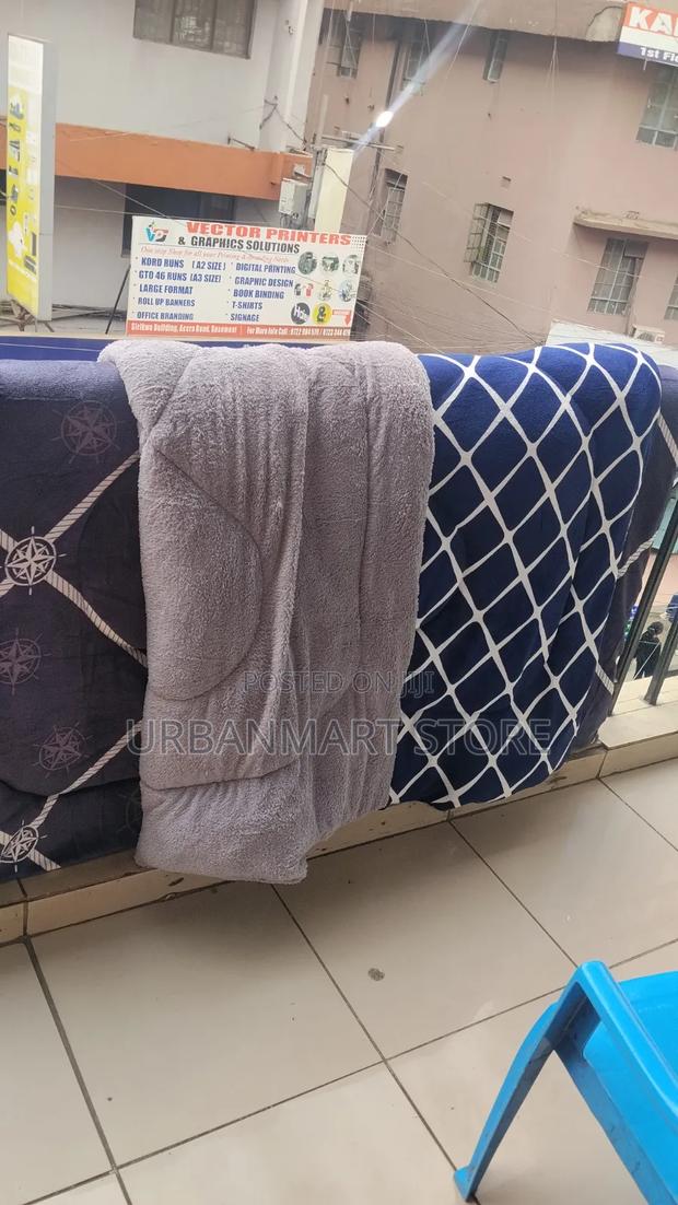 Quality Woolen Duvet 5x6 Soft and Breathable