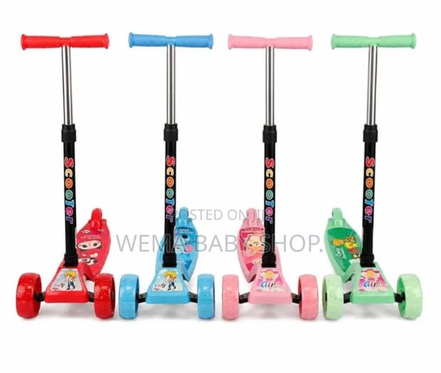 Kids Three-Wheel Kick Scooters With Height-Adjustable Handlebars. - thumbnail 3