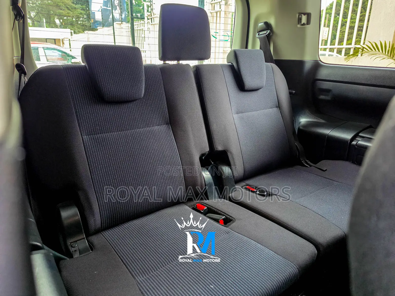 Toyota Noah 2019 Maroon