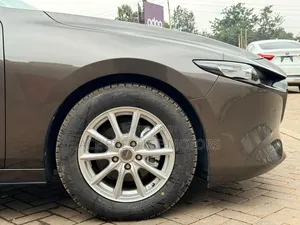 Mazda 3 2020 Gold