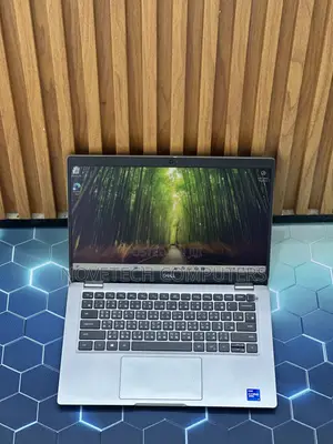 Laptop Dell Latitude 5320 16GB Intel Core i7 SSD 256GB