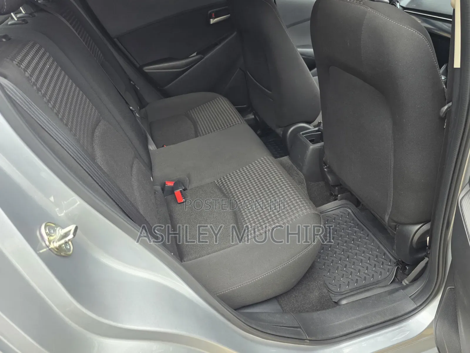 Mazda Demio 2017 Silver