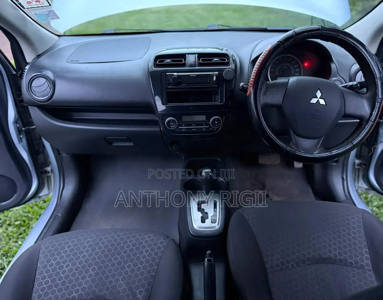 Mitsubishi Mirage 2015 Silver