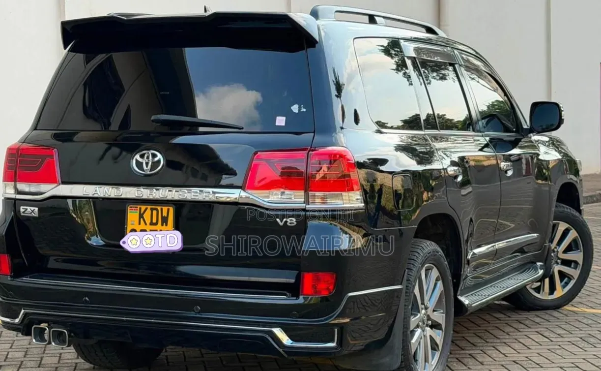 Toyota Land Cruiser 2010 Matt Black