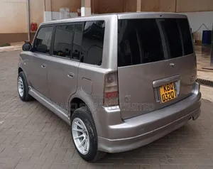 Toyota bB 2004 Silver