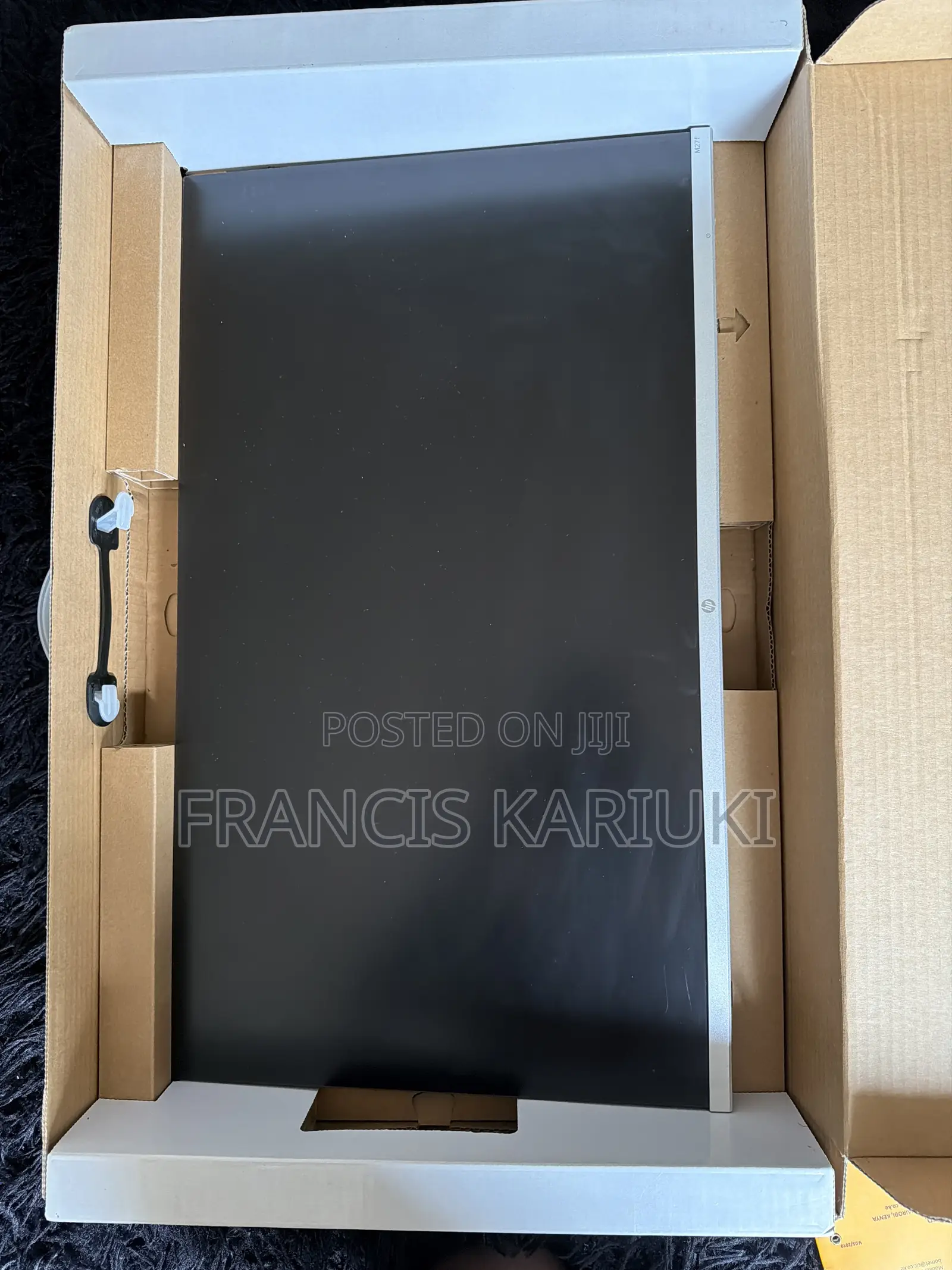 68,6, 27 Inch Diagonal FHD MONITOR