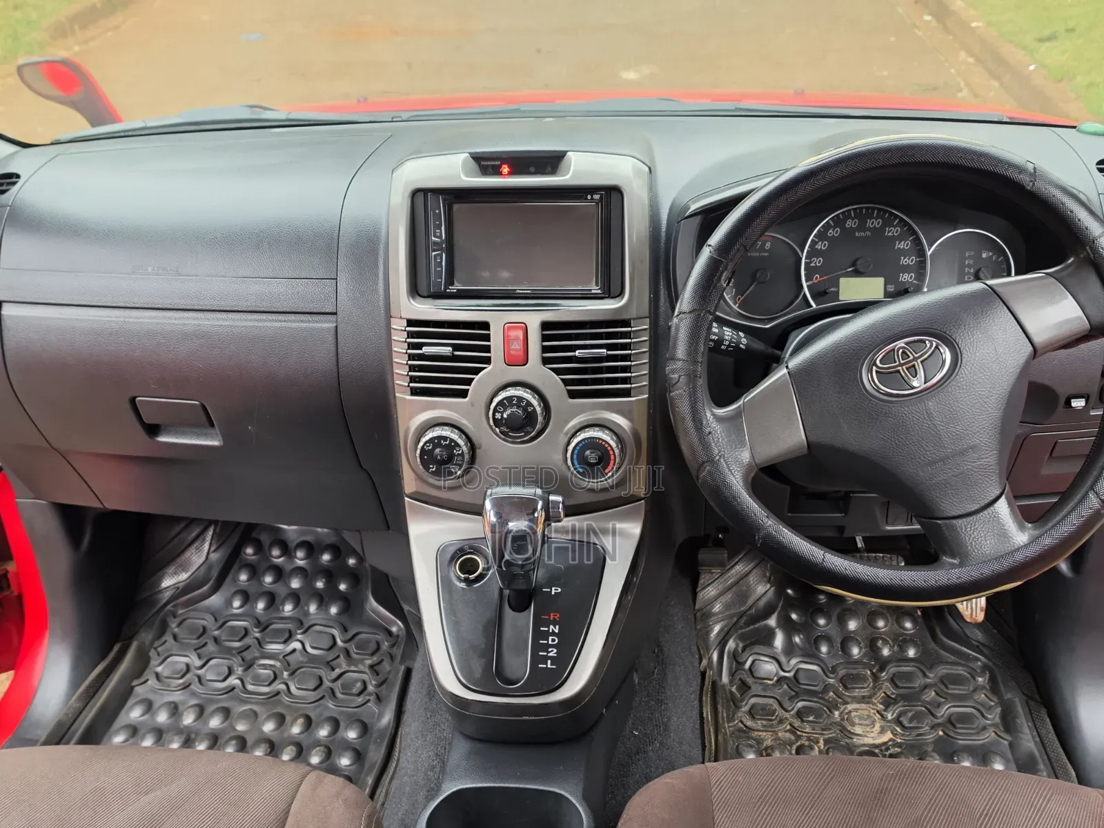 Toyota Rush 1.5 RWD 2012 Red