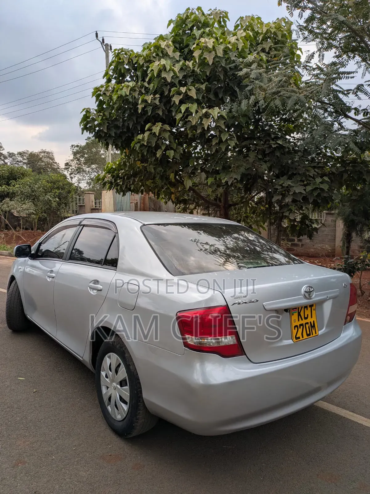 Toyota Axio 2011 Silver