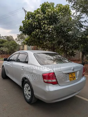 Toyota Axio 2011 Silver