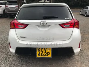 Toyota Auris 2012 White