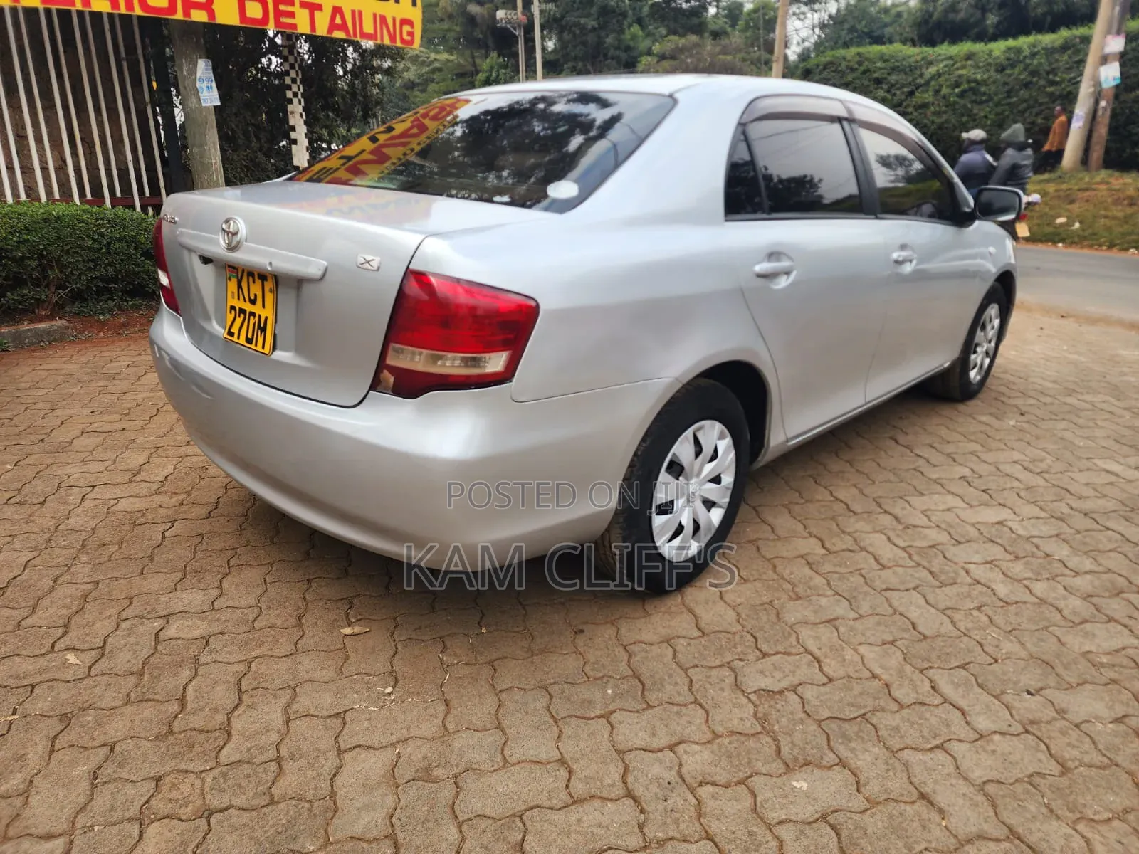 Toyota Axio 2011 Silver