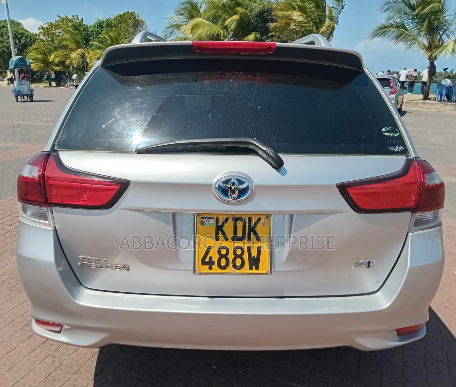 Toyota Corolla Fielder 2016 Silver