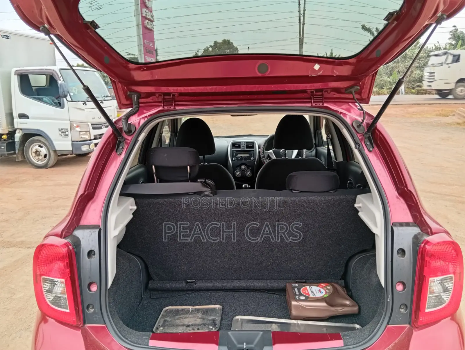 Nissan March 2018 Red