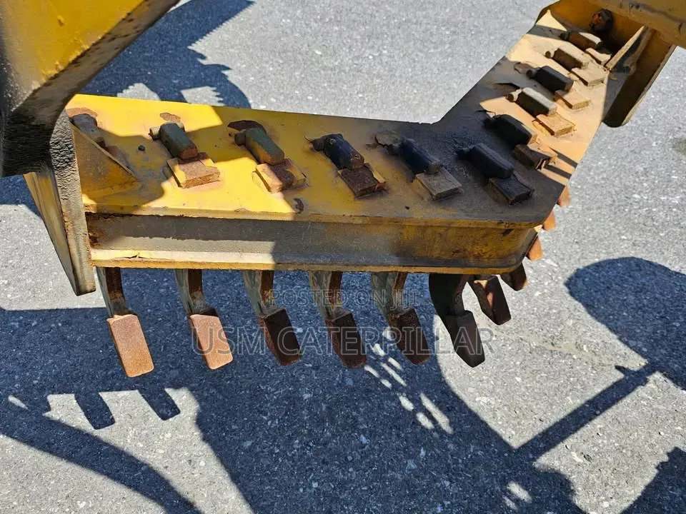 Ex USA Military CAT Grader